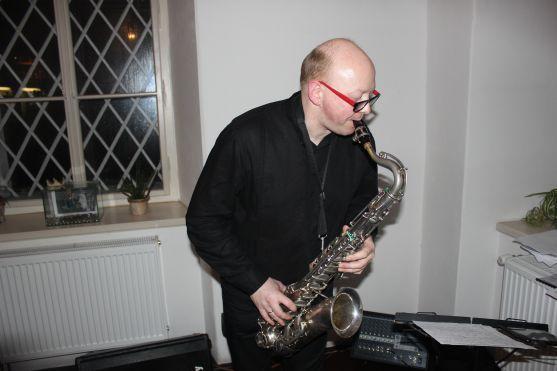 Klášterní kavárnou zněly jazzové improvizace na saxofon 