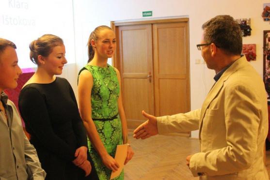 Nadační fond Gymnázia Broumov vyhlásil nejlepší studenty