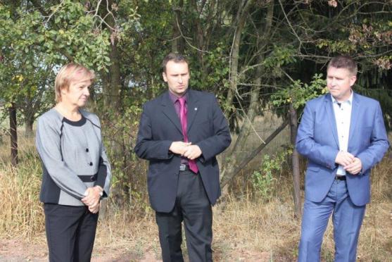 Cyklostezka Vižňov – Nowe Siodlo byla slavnostně převzata k užívání. Ve spolupráci s Polskem bude Meziměstí pokračovat