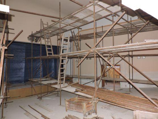 V Polici nad Metují zahájili rekonstrukci Kolárova divadla i Pellyho domů 