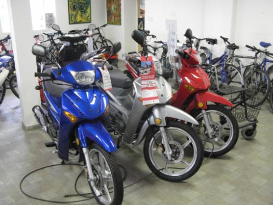 V Broumově zahájil provoz nový pneuservis EMA 