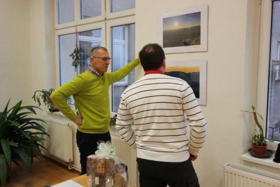 Do nemocnice většinou nikdo nechodí, když zrovna nemusí... 