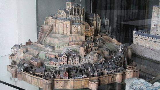 Současné dění v polickém Muzeu papírových modelů 