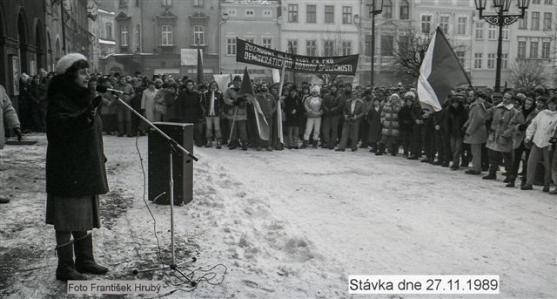 25. let od revoluce. Vzpomínky režiséra Olivera Maliny Morgensterna 