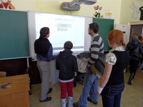 Zájemci o studium zaplnili broumovské gymnázium