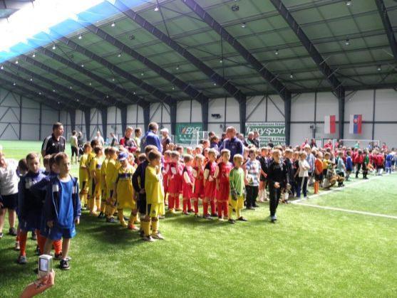 Dva nadějní fotbalisté z Broumova hráli v náchodském výběru na turnaji Arsenal Cup na Slovensku