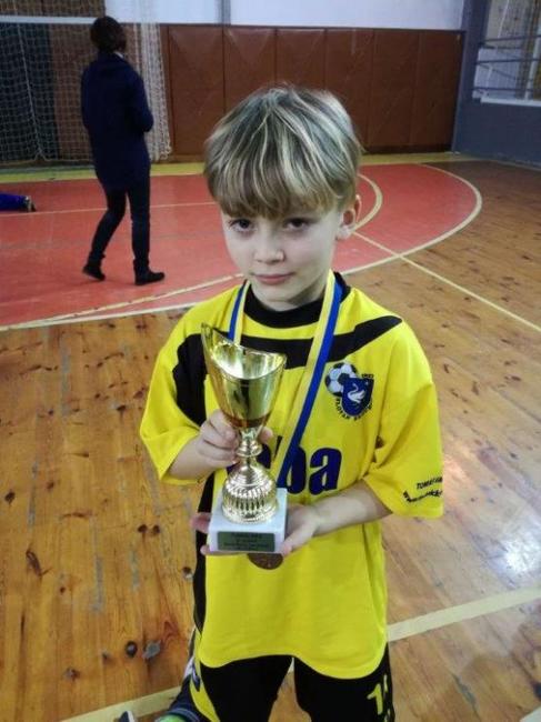 Starší přípravka Slovanu Broumov přivezla z Náchoda 3. místo a cenu nejlepšího střelce turnaje