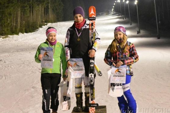 V obřím slalomu startovalo v Teplicích nad Metují téměř 50 závodníků