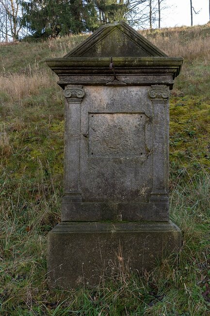 Už jen krok od rekonstrukce křížové cesty v Javoru