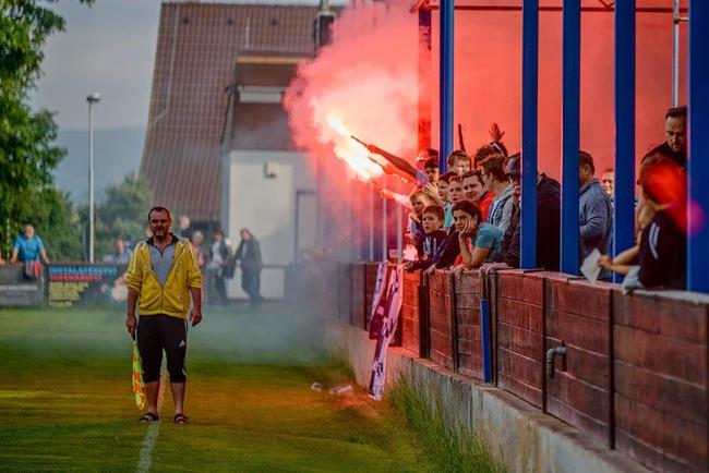 Po fotbalové přestřelce jde do odvety s náskokem dvou branek polický tým 