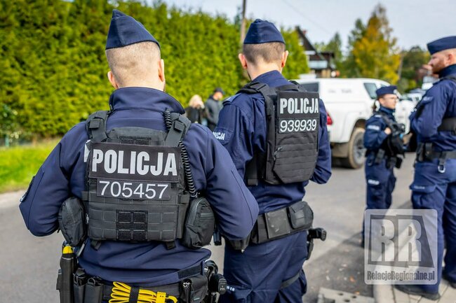 Policie zasahovala v ZOO Łączna poblíž hranic. Majitelé čelí obvinění z týrání zvířat