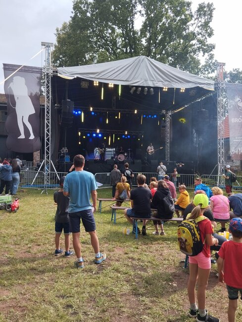 Tvrdý rap i křehká Bára Poláková. Bigboš Křinice se opět vydařil