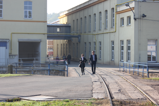 Nejmodernější tkalcovnu textilní společnosti VEBA si přišlo prohlédnout téměř 1 300 lidí