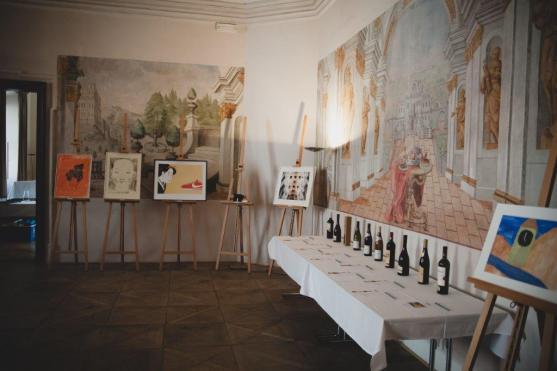 Dobročinnost a skvělé víno – všeho bylo v broumovském klášteře dosti…