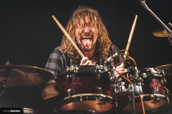 Absolvent broumovského gymnázia Jaroslav Kejzlar natáčí film Stíny Kraje