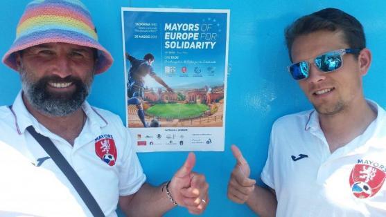 Reprezentační tým starostů v sestavě s teplickým Milanem Brandejsem vyhrál turnaj na Sicílii 