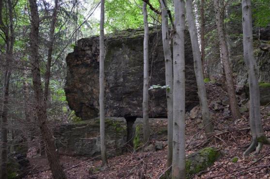 Z Broumova přes Rožmitál k prvohorním sopkám Javořích hor