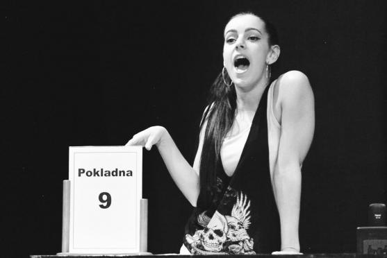 Divadlo Artur pobavilo hrou Tři v háji