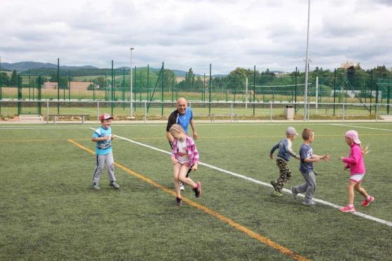 Do příměstských táborů projektu Bavíme se sportem se zapojilo 200 dětí