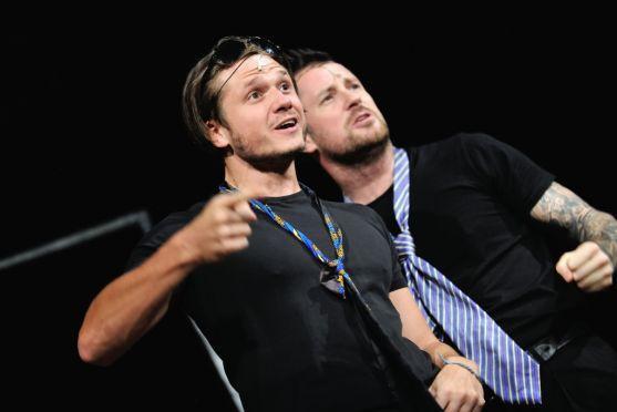 Krasavci Vyhazovači vyprodali broumovské divadlo čtrnáct dní před akcí