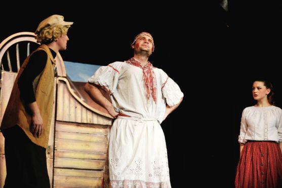 Dětské divadelní představení Jak se zbavit čerta na fotografiích Jana Záliše