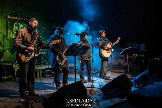 Čarodějnické veselí doprovázela jasná obloha