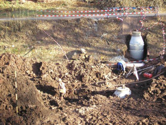 V Hejtmánkovicích pokračuje rekultivace potoka a budování splaškové kanalizace