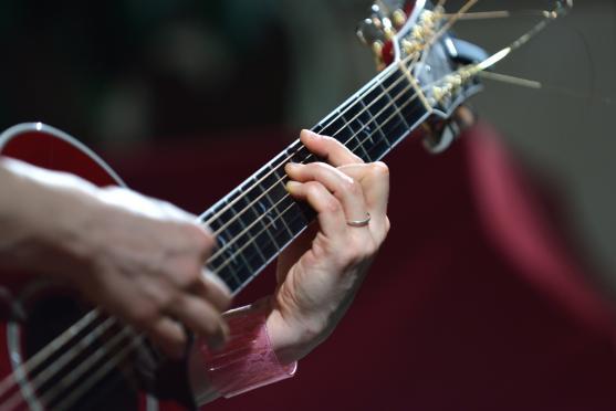 Lenka Dusilová vyprodala sál Kreslírny