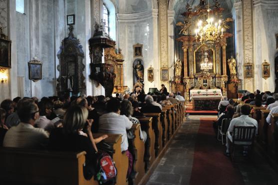 Na Collegium Marianum přišlo téměř tři sta posluchačů