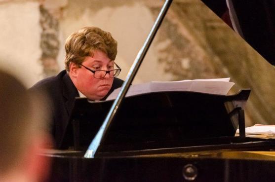 Ani vedra neodrazují fanoušky klasické hudby od návštěvy koncertů festivalu Za poklady Broumovska 