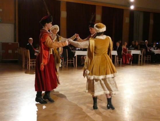 Plesovou sezónu zahájil Ples města Broumova