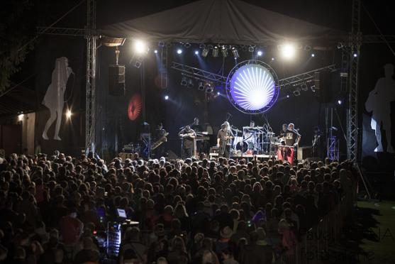 Filmový horolezecký festival v Teplicích nad Metují přilákal do města tisíce návštěvníků