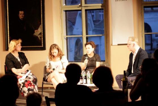 Festival Hory literatury nabídl výstavu komiksů i besedu s předními polskými spisovateli