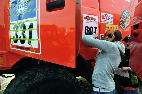 Posádka závodní Tatry z jetřichovského Svoboda Tatra Teamu byla 3. na populární evropské rallye BAJA 300 Mitteldeutschland 2012