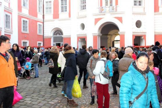 Adventní trhy přilákaly do broumovského kláštera na dva tisíce lidí