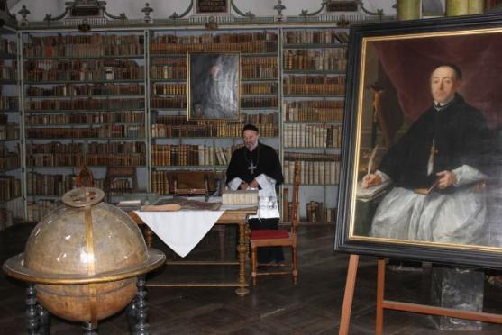 Během prohlídky broumovského kláštera návštěvníci uvidí historické filmové záznamy. Ukázku zveřejňujeme