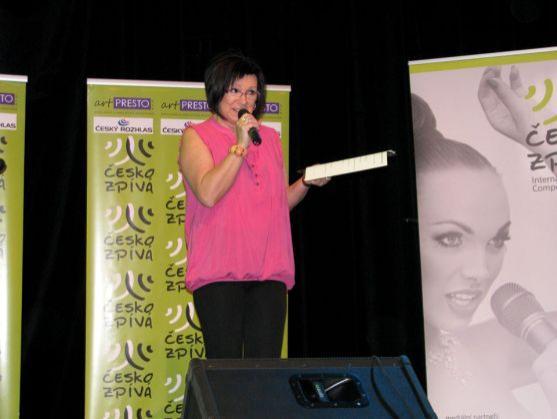 Tři žáci broumovské ZUŠ zpívali v Praze a mají šanci postoupit do semifinále soutěže Česko zpívá 