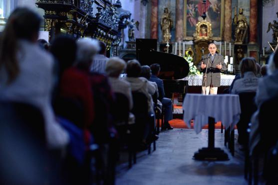 Festival Za poklady Broumovska má za sebou první koncert 
