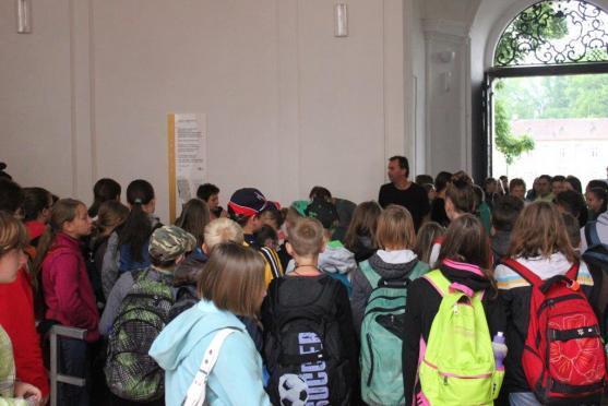 Broumovská Masarykova základní škola bude číst dětem