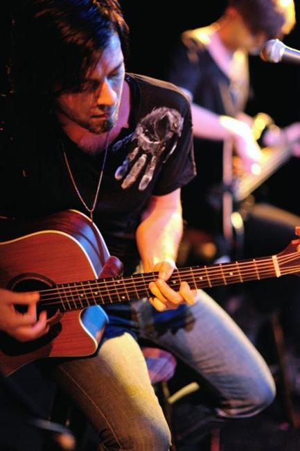 Broumovská kapela Imodium se na čas odmlčí. S fanoušky se rozloučila koncertem v Městském divadle 