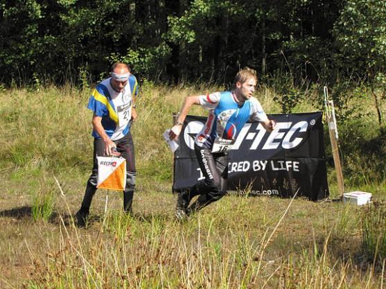 Ve Zdoňově se běžel jeden ze šesti závodů Českého poháru v orientačním běhu štafet 