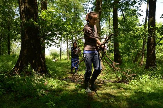 SummerJob skončil. Dobrovolníci odvedli na Broumovsku velký kus práce 