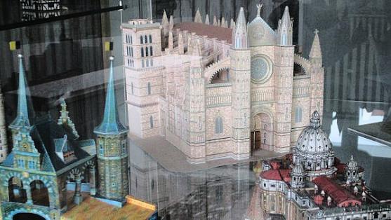 Současné dění v polickém Muzeu papírových modelů 