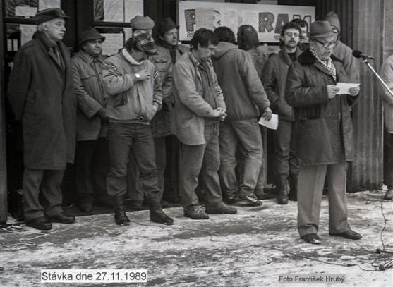 25. let od revoluce. Vzpomínky režiséra Olivera Maliny Morgensterna 