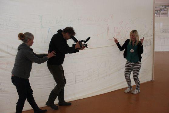 Broumovsko je Happy! Vznikl hudební klip na skladbu Pharella Williamse 