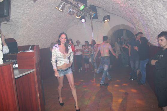 Fotoreportáž z návštěvy modelky Agáty Hanychové v Broumově 