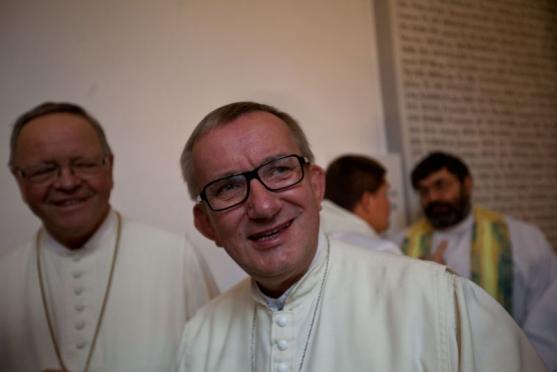 Nový želivský opat převzal požehnání z rukou královéhradeckého biskupa