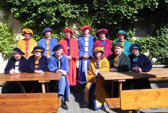 Fotbalový tým českých starostů s teplickým Milanem Brandejsem v sestavě porazil Němce