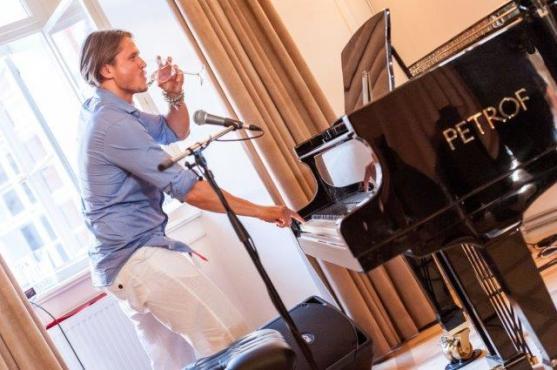 Aukce Dobročinného večera pro Broumovsko vynesla 320 tisíc korun