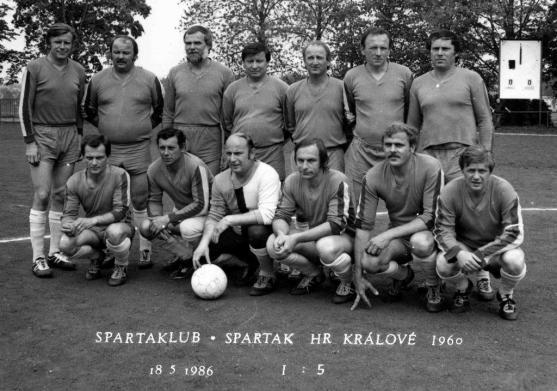 Broumov se rozloučil se svojí fotbalovou legendou